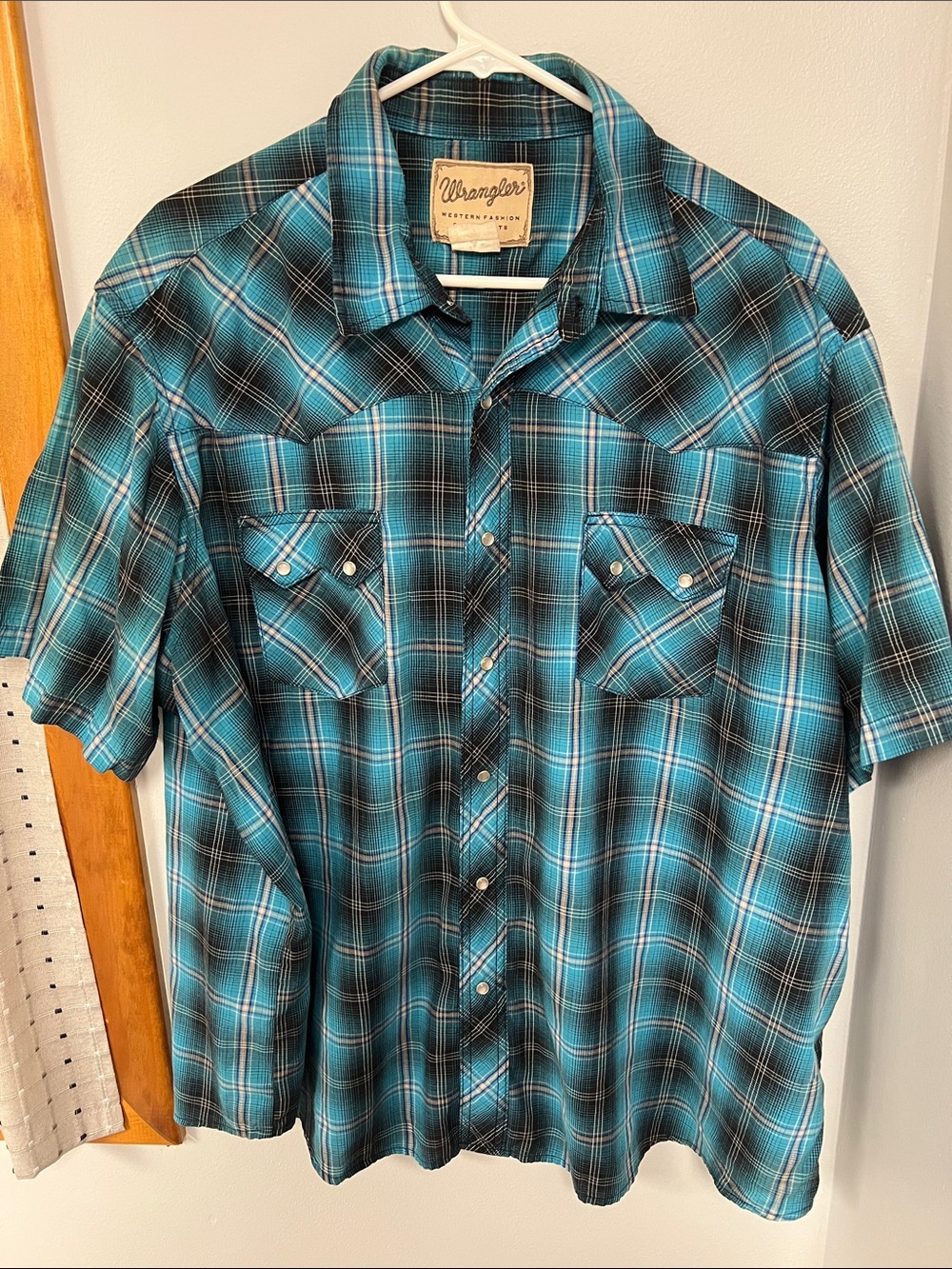 Wrangler Teal and Black Plaid Short-Sleeve Western Shirt